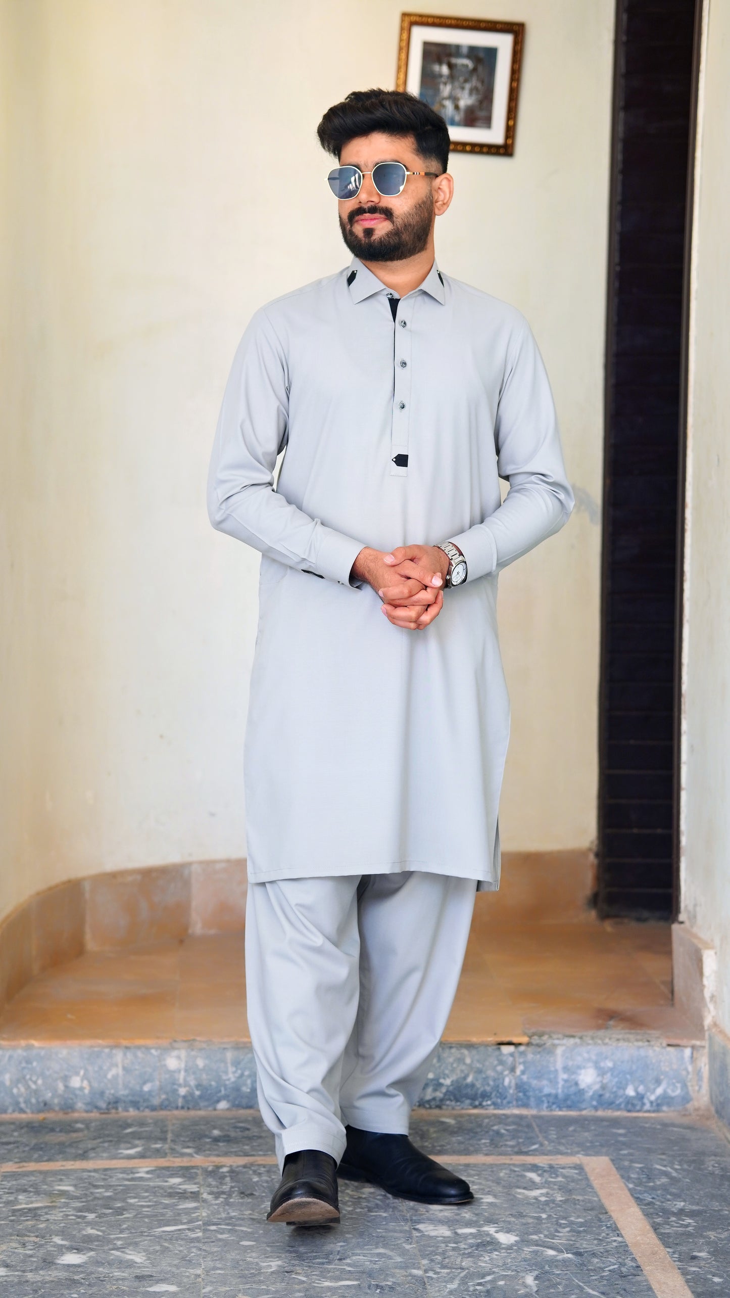STITCHED PREMIUM 🔥 GRAY SHALWAR KAMEEZ WITH COLAR WITH BLACK CLIPS