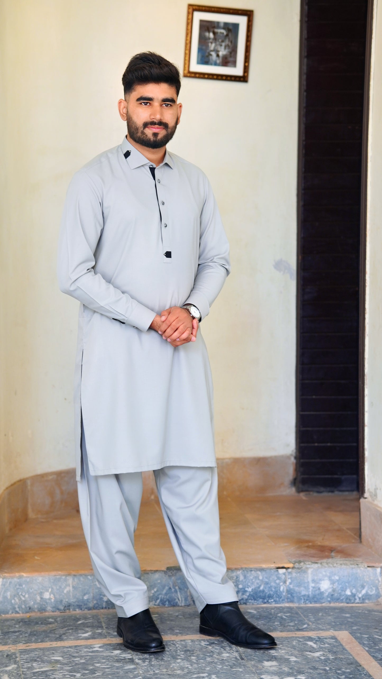 STITCHED PREMIUM 🔥 GRAY SHALWAR KAMEEZ WITH COLAR WITH BLACK CLIPS
